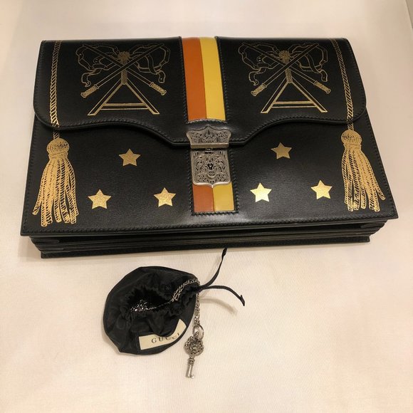 * ULTRA RARE * Gucci Hand Painted Padlock Clutch in Black - Picture 13 of 14